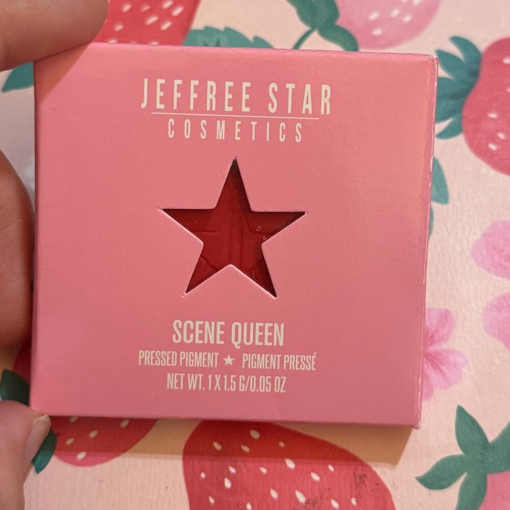JEFFREE STAR Cosmetics Individual eye shadow in shade Scene Queen